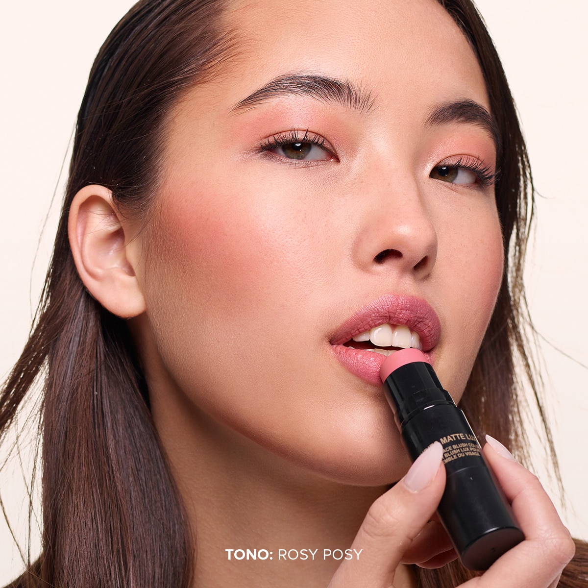 NUDIES MATTE LUX ALL OVER FACE BLUSH COLOR (RUBOR EN BARRA)